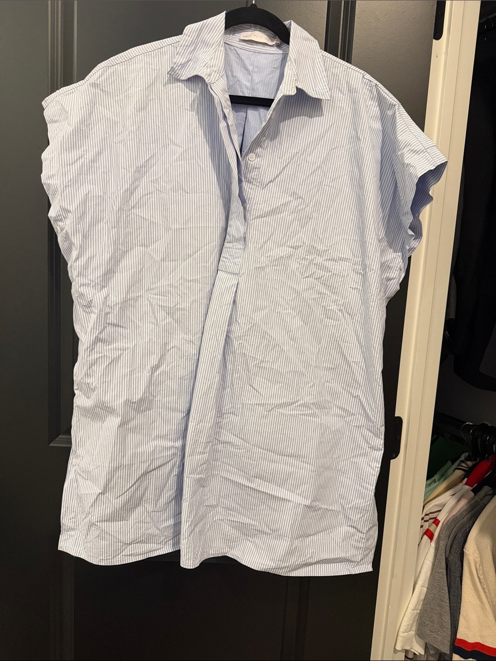 Men's Light Blue Micro-Stripe Short-Sleeve Button Shirt
